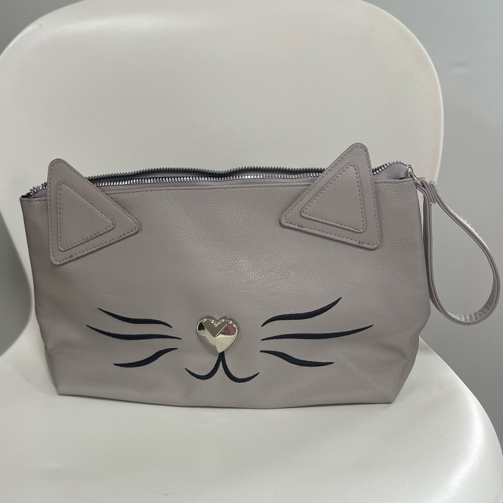 Betsey Johnson NWOT Cat Clutch